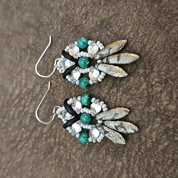 HANDMADE Czech Glass Malachite Dagger Bead Woven Dangle Hook Earrings - Picture 2 of 4